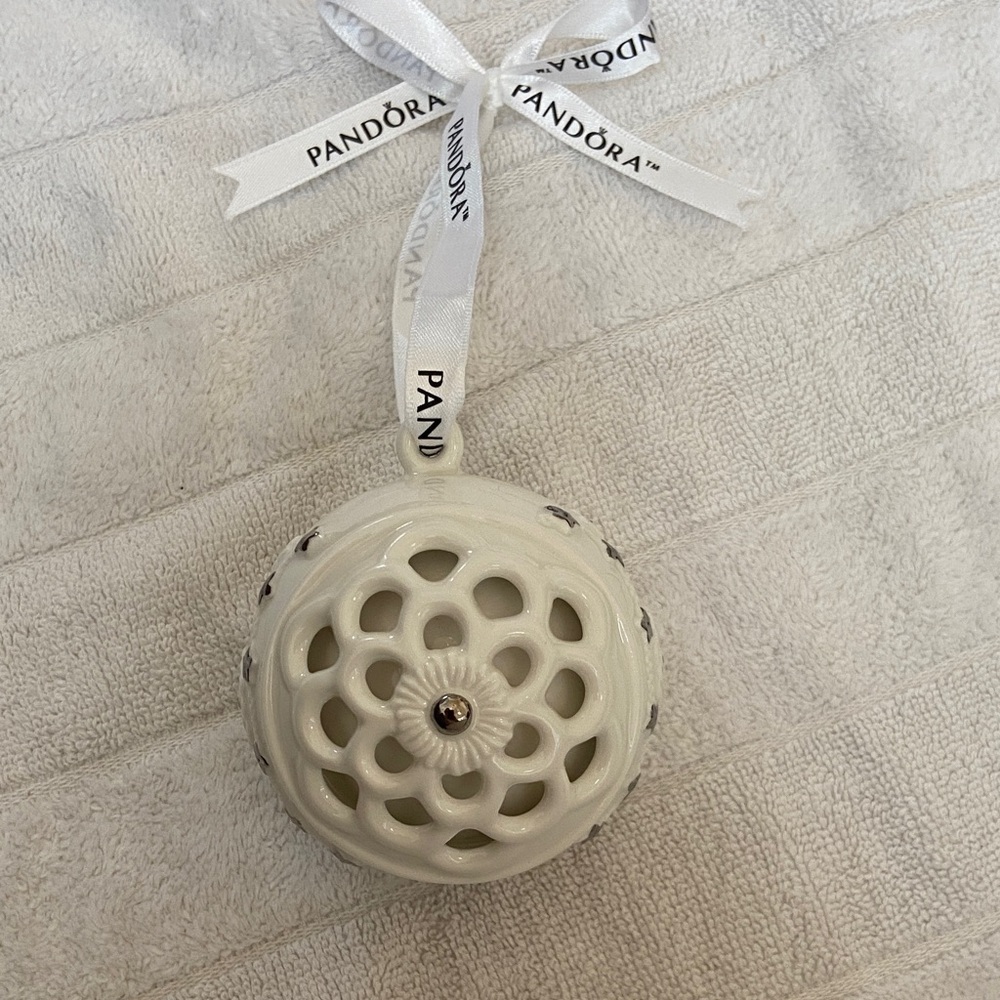 Pandora Cream Ceramic Ornament with Ribbon​​